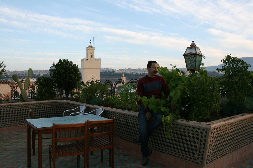 Hotel Jardin Public Фес Екстериор снимка