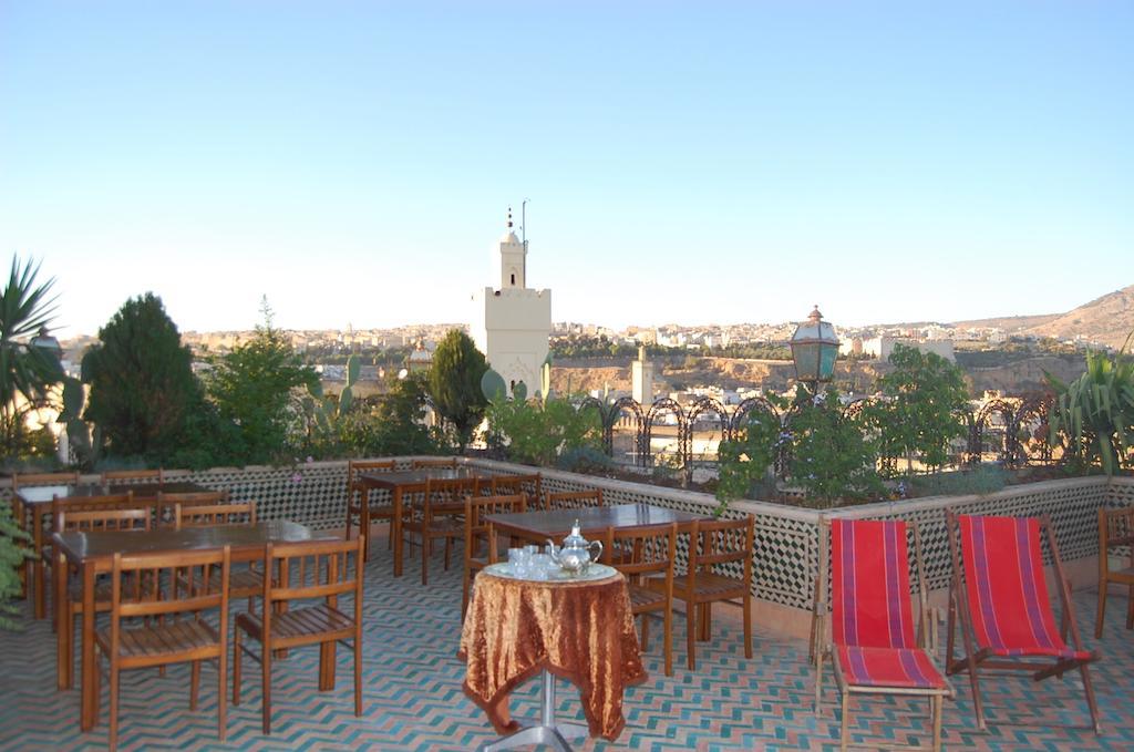 Hotel Jardin Public Фес Екстериор снимка
